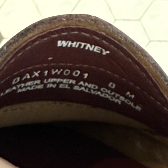 G.H. Bass & Co. Burgundy Loafers - Picture 5 of 13